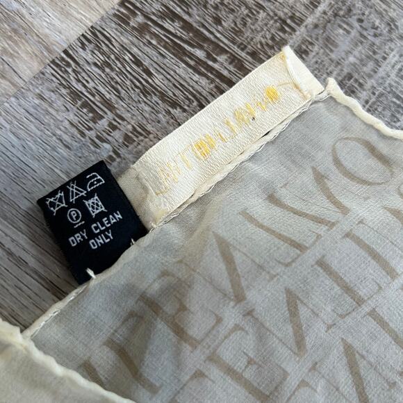 Vintage Valentino Silk Logo Scarf Beige Tan Ombre Wrap Italy 1980s 1990s 26x70 - Picture 8 of 8